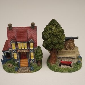 Civil War Veterans' Home & Memorial HSE5a HSE5b Liberty Falls Village ©1999